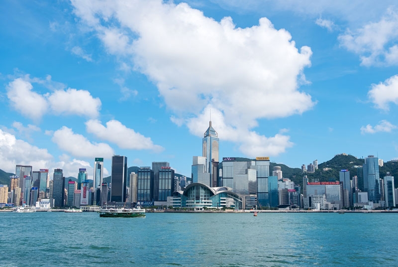 相片：香港是内地对外合作的重要服务平台。(Daniel Fung/Shutterstock.com)