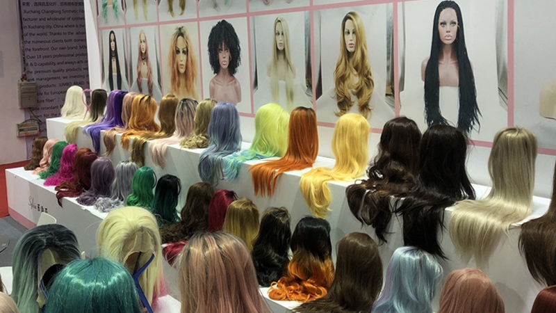 Mainland Wig Wearers Keen to Comb China International Hair Fair