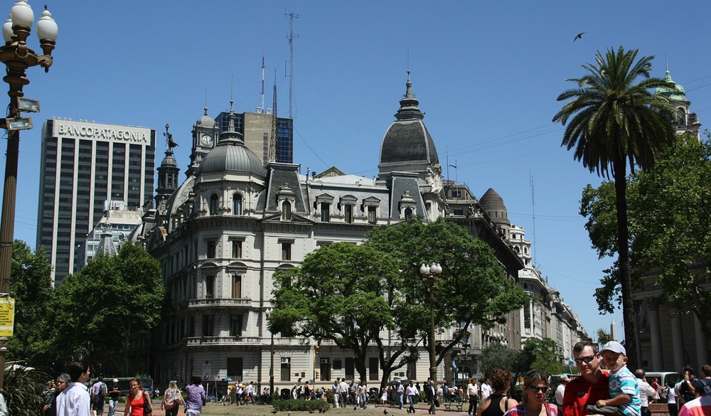 12.2 What Kind of Work Can Foreigners Do in Argentina? HKTDC Research