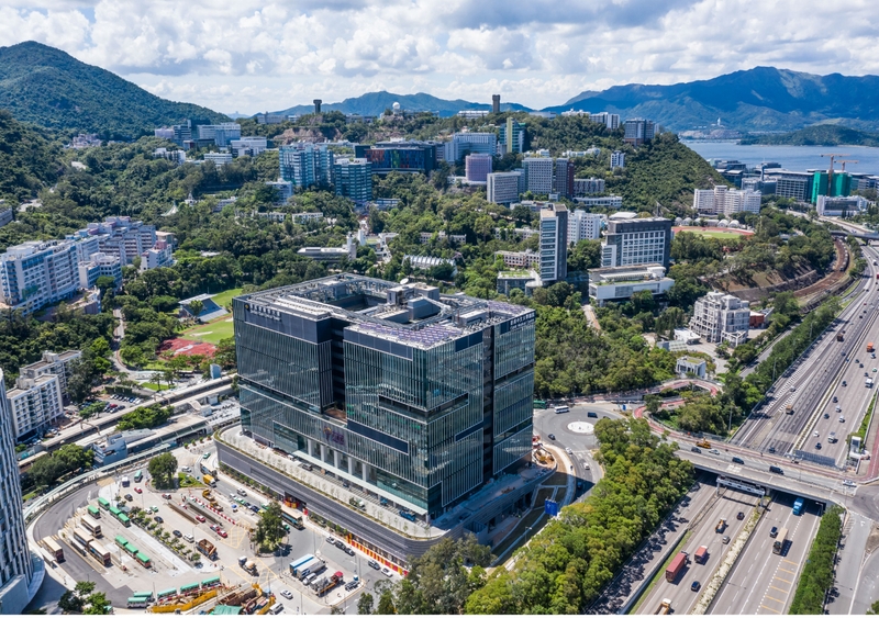 Photo: CUHKMC, commencing services on 6 January 2021, is the first smart hospital in Hong Kong with public-private partnership targets written into its service agreement.