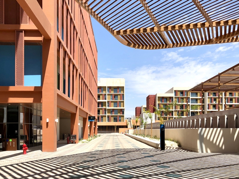 Photo: Masdar City: the model of renewable energy and sustainable urban development<br />
(Source: Shutterstock.com/Anna Ostanina)