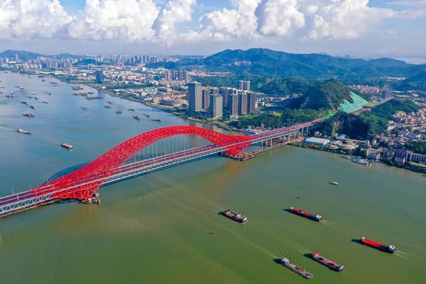 Photo: Pearl Bay Bridge. (Source: Investment Promotion Bureau of Guangzhou Nansha Economic and Technological Development Zone (GNETDZ))